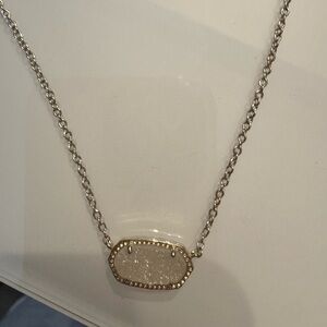 Kendra Scott Elisa Gold Pendant Necklace in Iridescent Drusy white